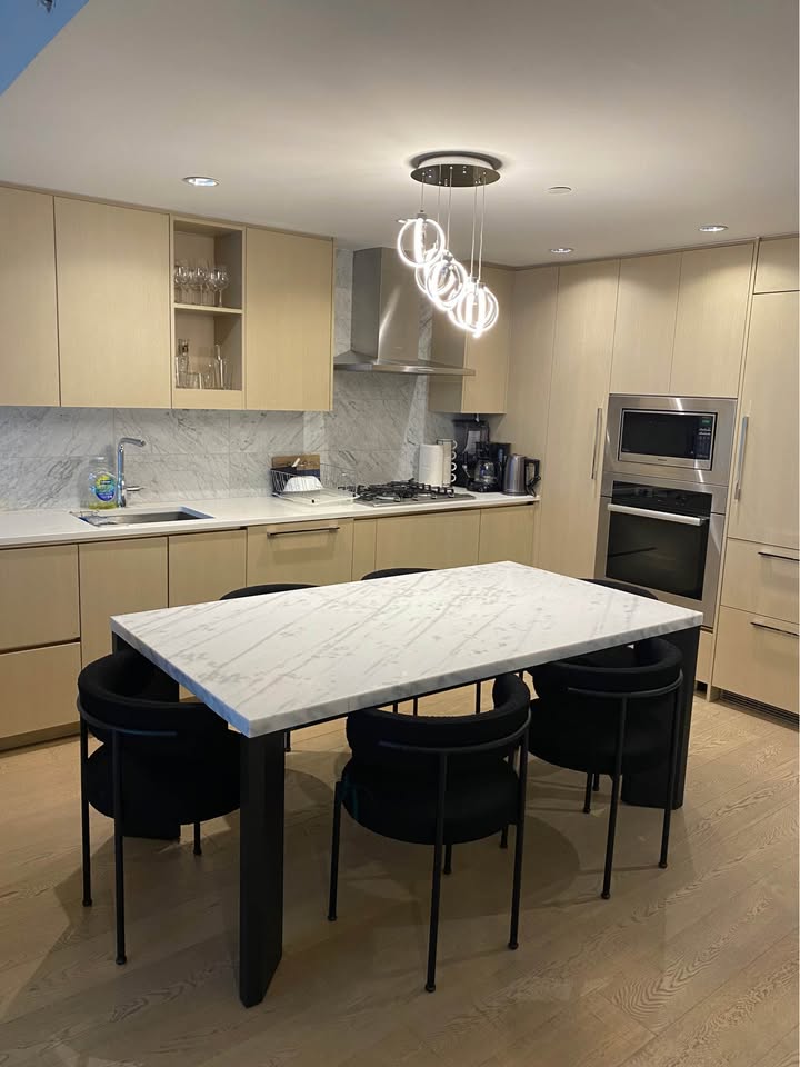 2 Beds 2 Baths - Apartment