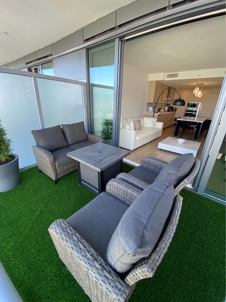 2 Beds 2 Baths - Apartment