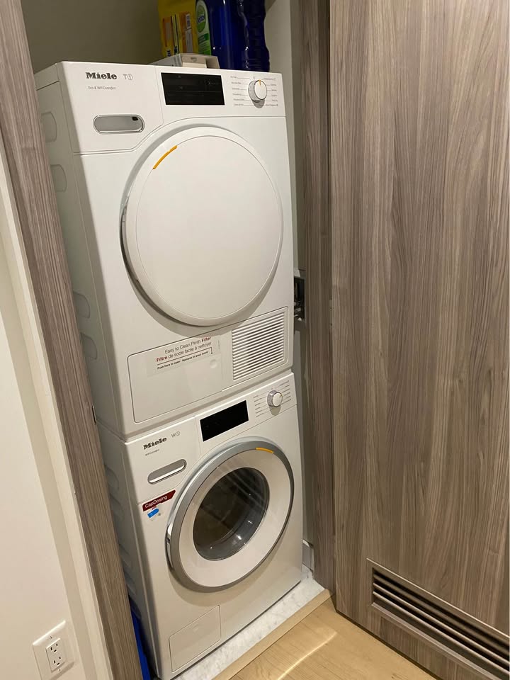 2 Beds 2 Baths - Apartment